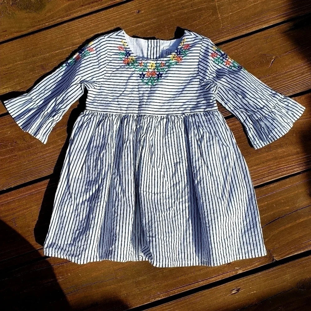 Baby Gap Dress Blue White Pinstripe Embroidered Floral Detail 18-24 M Infant EUC